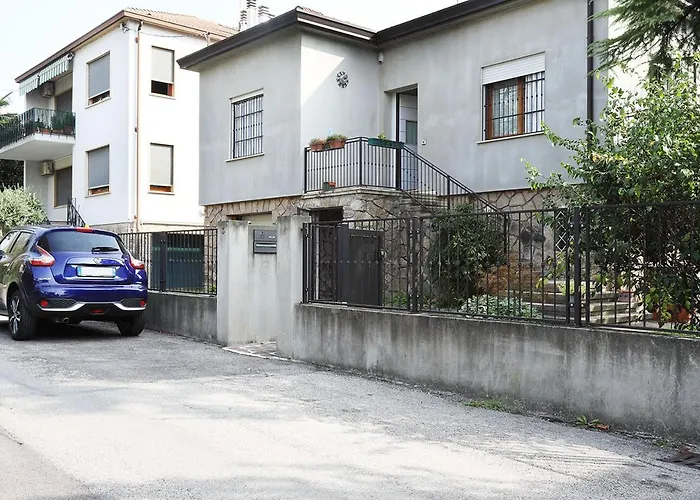 Yourbanflat San Giovanni Lägenhet *