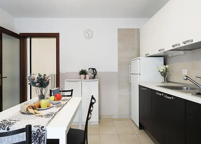 Yourbanflat San Giovanni Lägenhet