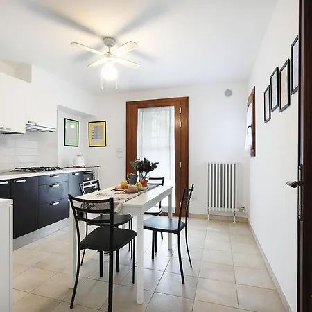 Yourbanflat San Giovanni Apartment *
